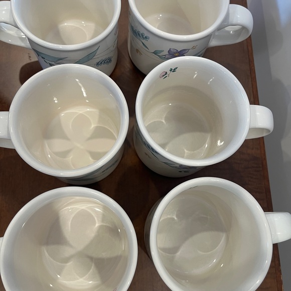 pfaltzgraff April mug set - Picture 4 of 5